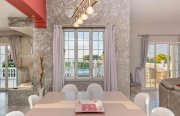 Maleme Kreta, Maleme: Elegante Villa in Strandnähe mit Panoramablick aufs Meer zu verkaufen Haus kaufen